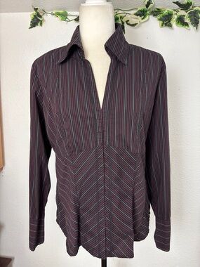 1513 The Limited Stretch Woman’s Black & Burgundy Striped Long-Sleeve Shirt. SzM